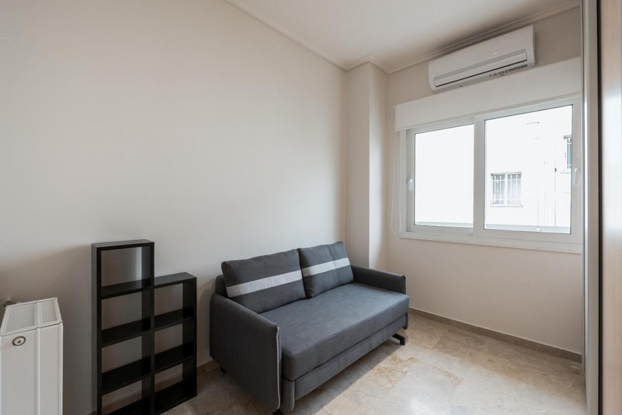 Spacious And Peaceful Apartment For 10 Guests! アテネ エクステリア 写真